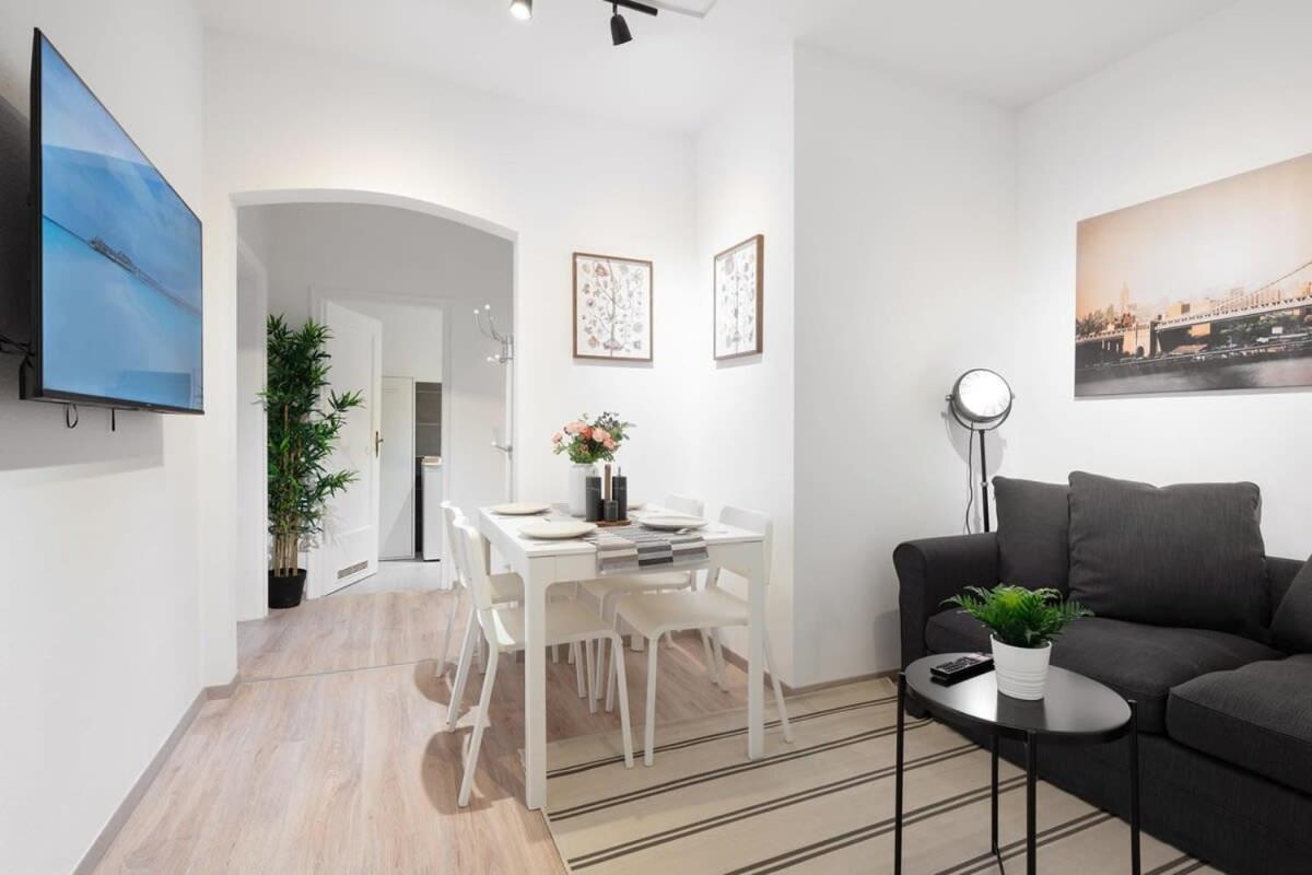 Apartment Close To Theresienwiese มิวนิก ภายนอก รูปภาพ